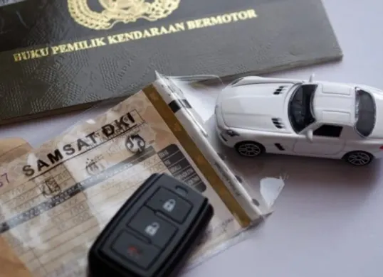 Temukan cara cek pajak kendaraan bermotor secara online lewat HP tanpa aplikasi tambahan. (Sumber: Pajak.com)