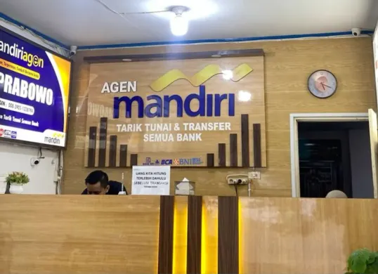 Simulasi cicilan KUR Mandiri 2025 untuk pinjaman Rp50 juta dengan tenor 5 tahun. Dapatkan pinjaman UMKM tanpa agunan dan kembangkan usaha Anda sekarang. (Sumber: Pinterest/@ur.ispiration)