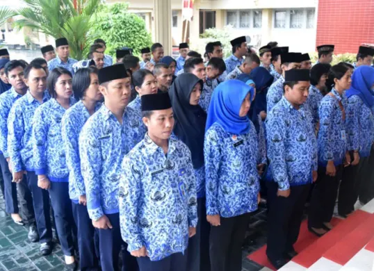 Ilustrasi ASN, Pemberlakuan sistem WFA dan jadwal lengkap libur Lebaran 2025. (Sumber: bkd.ntbprov.go.id)