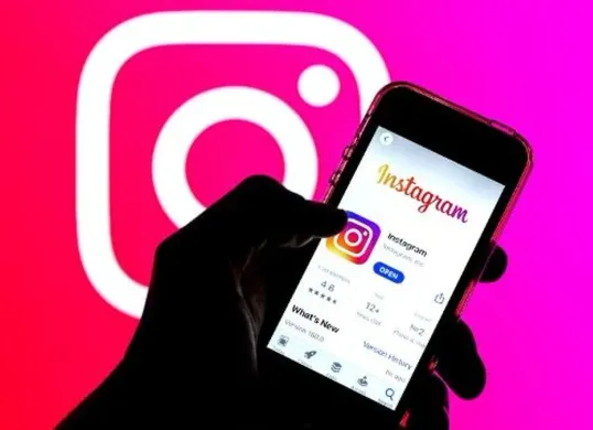 Cara sematkan pesan penting di Instagram. (Sumber: Pinterest/t-online)