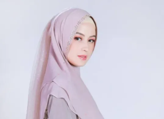Keinginan Kuat Kimberly Ryder untuk Berhijab Usai Jalani Ibadah Umrah (Sumber: Instagram/@kimberlyryder)