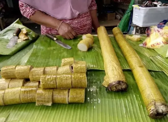 Nasi Jaha khas Sulawesi Utara. (Sumber: pariwisataindonesia.id)
