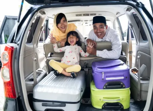 Tips cegah anak sakit saat mudik lebaran yang bisa dilakukan. (Sumber: astraotoshop)