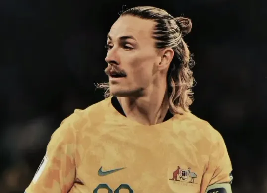 Gelandang Timnas Australia, Jackson Irvine (Sumber: @futbollstoryy)