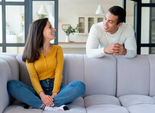 Ramalan cinta untuk zodiak Libra dan Sagitarius. (Sumber: Freepik)