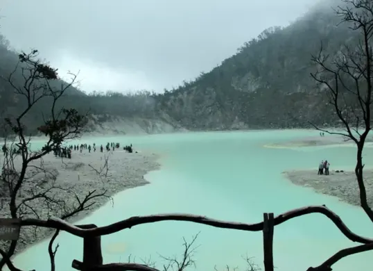 Rekomendasi tempat wisata di Bandung untuk liburan saat Lebaran 2025. (Sumber: nolmeter)