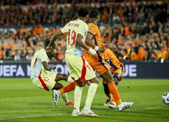 Prediksi, jadwal pertandingan dan live streaming resmi UEFA Nations League leg kedua antara Spanyol vs Belanda. (Sumber: X/ elchiringuitotv)