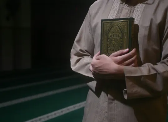 Keistimewaan malam Lailatul Qadar. (Sumber: Unsplash/Masjid Pogung Dalangan)