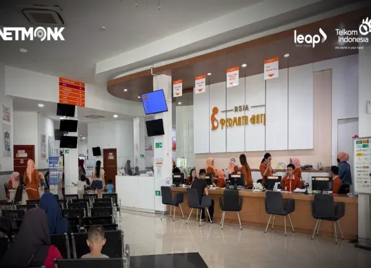 Layanan RSIA Permata Hati Mataram, didukung sistem jaringan yang andal. Rumah sakit ini telah memanfaatkan Netmonk Prime dari Telkom Indonesia untuk monitoring jaringan secara real-time. (Sumber: PT Telkom Indonesia (Persero) Tbk)