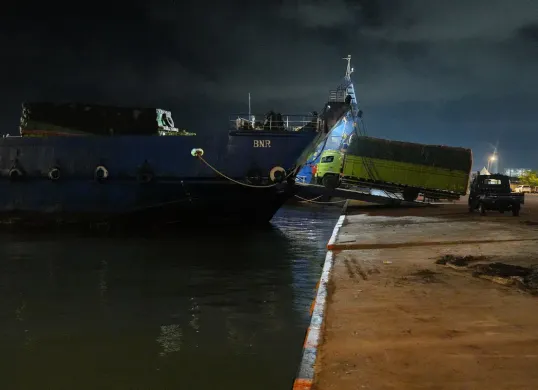 Suasana di POCC Pelabuhan Merak H-7 Idul Fitri 1446 hijriah. (Sumber: Dok. Korlantas Polri)