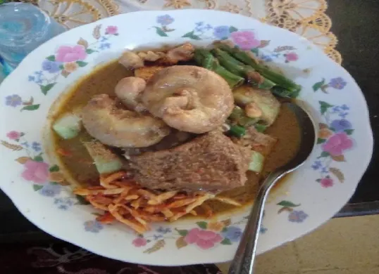 Topak Ladeh, kuliner khas lebaran di madura yang wajib dicoba. (Sumber: goodnewsfromindonesia.id)