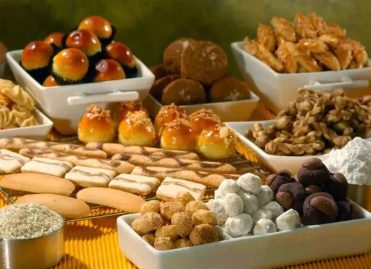 Makanan khas lebaran kue kering (Sumber: Pinterest)