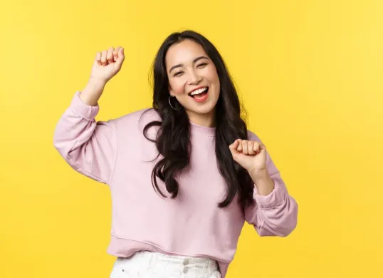 5 zodiak yang sangat hoki hari ini Minggu, 6 April 2025. (Sumber: Freepik/benzoix)