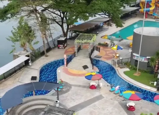 Grand Splash Waterpark Bekasi menjadi salahs atu Rekomendasi waterpark di Bekasi untuk jadi destinasi wisata saat libur Lebaran bersama keluarga. (Sumber: Instagram/@grandsplashwaterparkofficial)