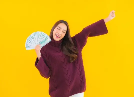 Beberapa weton yang bakal mengalami kekayaan dan kemewahan (Sumber: Freepik/lifeforstock)