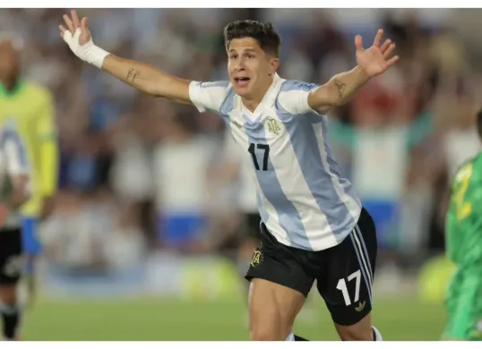 Argentina bantai Brasil 4-1 dan kokoh di puncak klasemen Kualifikasi Piala Dunia 2026 zona CONMEBOL. (Sumber: Instagram/afaseleccion)
