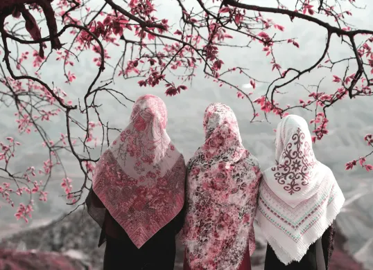Muslimah yang haid tetap bisa mendapatkan pahala Lailatul Qadar. (Sumber: Unsplash/Hasan Almasi)