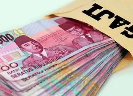 Pastikan Anda mengecek rekening bank masing-masing untuk memastikan pencairan gaji pensiun. (Sumber: Pinterest)