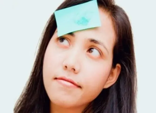 Temukan 5 tips ampuh untuk mengatasi kulit berminyak di cuaca panas. (Sumber: Pinterest/EsLaModa)