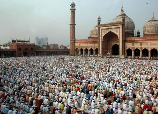 Cara membuat kartu ucapan selamat hari raya Idul Fitri 2025 (Sumber: Pinterest/borhanudin mansor)