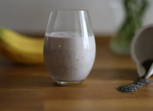 Konsumsi jus buah dana dan pisang, dapat membantu menjaga keseimbangan nutrisi (Sumber: Pexels/Laura)
