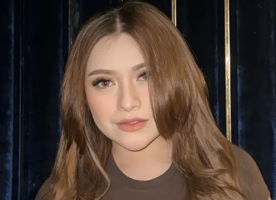 Natalie Holscher angkat bicara setelah terseret kasus dugaan perselingkuhan Ridwan Kamil. (Sumber: Instagram/@ nathalieholscher)