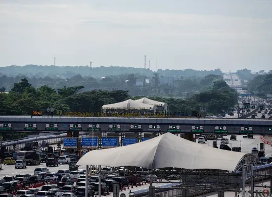 Pemberlakuan Contraflow di Ruas Tol Cikampek Kalikangkung