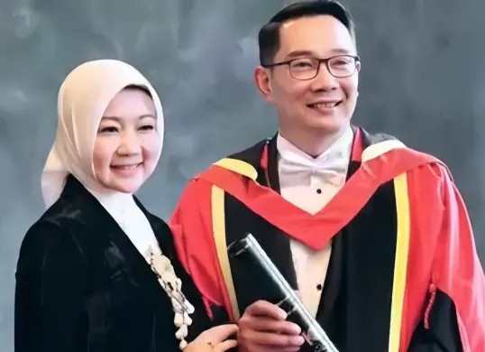 Gugatan cerai yang melibatkan mantan Gubernur Jawa Barat Ridwan Kamil dan istrinya, Atalia Praratya tengah mencuri perhatian. (Sumber: instagram/ridwankamil)