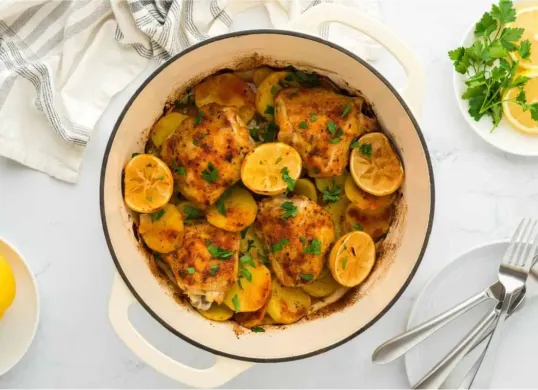 Resep ayam lemon bawang yang tinggi protein dan sehat (Sumber: Pinterest/grandbabycakes)