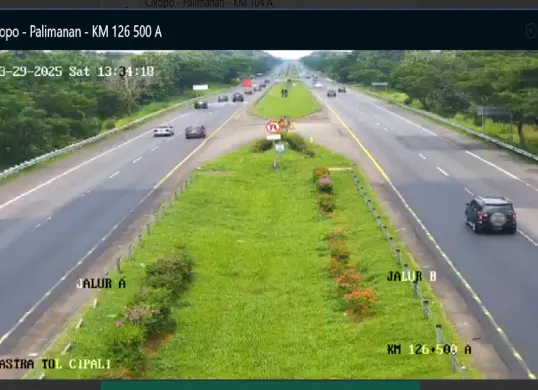 Pantauan CCTV di ruas Tol Cipali. (Sumber: mudik.kemenhub.go.id/cctv)