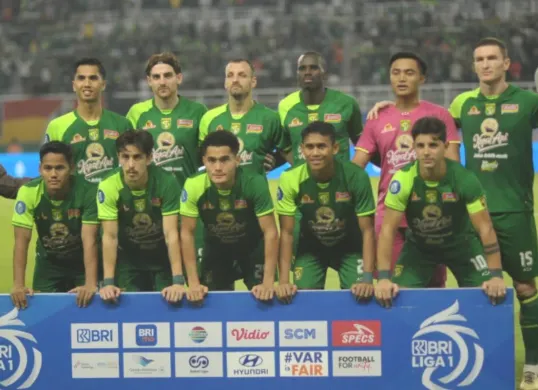 Persebaya pertimbangkan mengikat mantan pemain Persib untuk kompetisi musim depan. (Sumber: Liga Indonesia Baru)