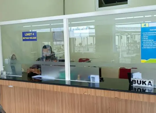 Loket pembayaran pajak kendaraan bermotor di Samsat. (Sumber: jogjaprov.go.id)
