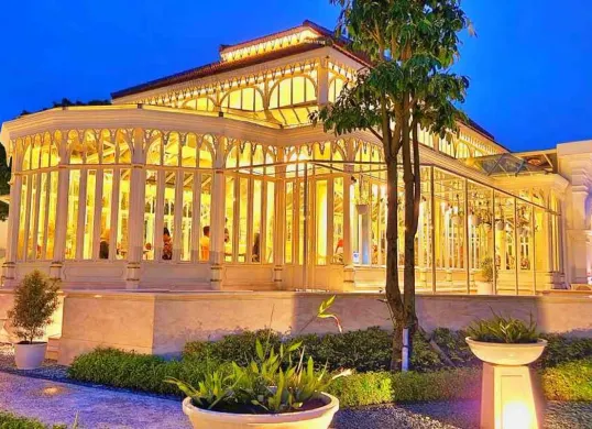 Berbagai rekomendasi tempat wisata di Solo yang viral di media sosial. (Sumber: Dok/solotourismpromotionboard.org)