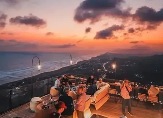 Selama libur Lebaran 2025, dapat mengunjungi 8 destinasi wisata terseru di Jogja ini. (Sumber: Dok/traveloka.com)