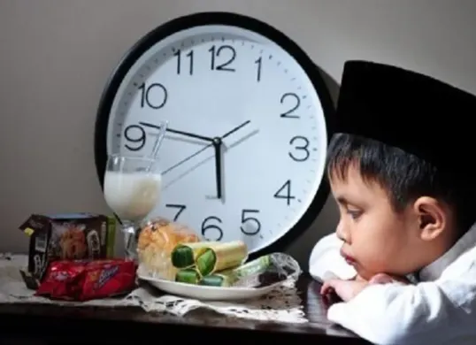 5 Keutamaan puasa Ayyamul Bidh dan jadwalnya di November 2025 (Sumber: Pinterest)
