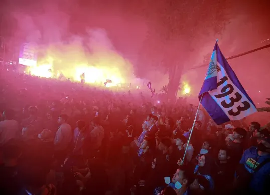 Bobotoh Persib merayakan juara Liga 1. (Sumber: Diskominfo Kota Bandung)