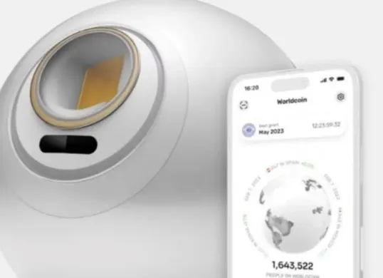 pendapat para ahli dunia mengenai kontroversi World App yang dinilai sebagai ancaman privasi masyarakat global. (Sumber: Dok/Worldcoin)