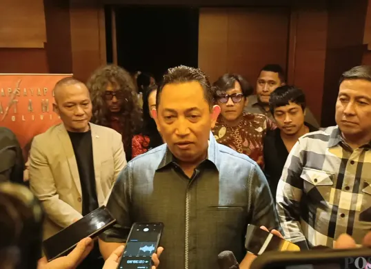 Kapolri Jenderal Listyo Sigit Prabowo saat ditemui di Pusat Perbelanjaan Plaza Senayan, Jakarta Pusat, Jumat, 9 Mei 2025. (Sumber: Poskota/Ali Mansur)
