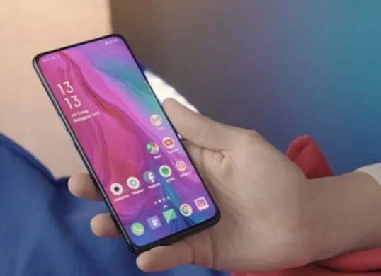 Daftar aplikasi Android wajib 2025: AI Helper Pro, ZenSpace, SnapEdit 2025, GoFit Track, CashSmart 2025, SafeNet VPN, dan LearnFast AI. Bantu produktif, aman, dan sehat di era digital. (Sumber: Pinterest)