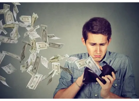 Mungkin tanpa sadar kamu melakukan 3 kesalahan finansial fatal ini! (Sumber: Pinterest/HealthyCapital)