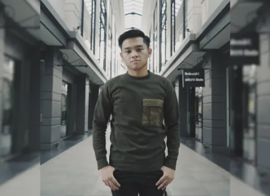 Korban Aldy Maldini bertambah, tidak hanya penggemarnya, penjual baju pun kena rugi hingga jutaan rupiah. Simak selengkapnya! (Sumber: Instagram/@aldymldni)