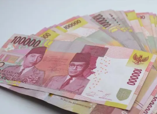 Segera cek! Bansos PKH Agustus 2025 cair 5-20 Agustus. Pastikan Anda terdaftar DTSEN dan tahu syarat penerima Rp3 juta per tahun. (Sumber: Ist)