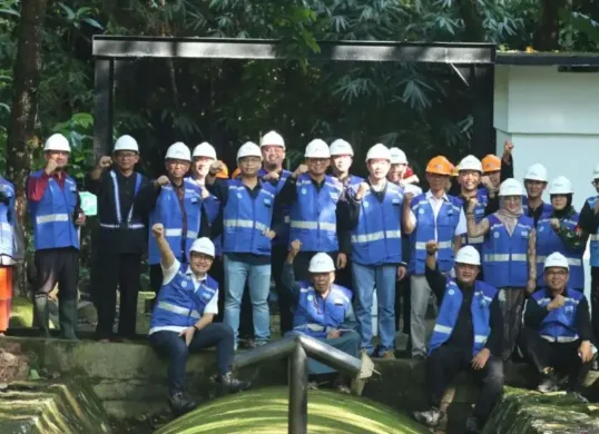 Ketua DPRD Kabupaten Bogor, Sastra Winara seusai menyaksikan  kerja sama perluasan layanan air bersih di Instalasi Ciburial PDAM Kabupaten Bogor, Ciomas, Bogor. (Sumber: Dok. DPRD Kabupaten Bogor)