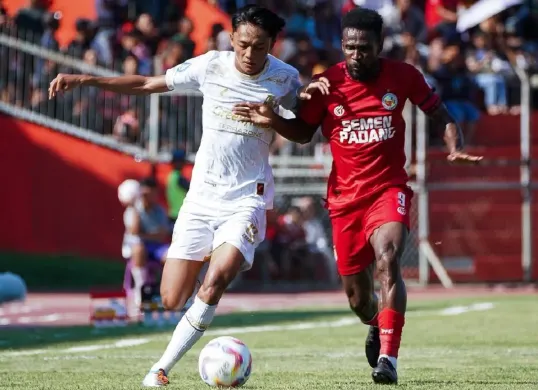 Tonton live streaming Semen Padang vs Bali United di pekan ketujuh BRI Super League 2025/2026. (Foto: Instagram/@aremafcofficial)