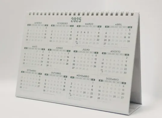 Jadwal tanggal merah libur nasional badan cuti bersama Desember 2025. (Sumber: Pexels/Matheus Barthelli)