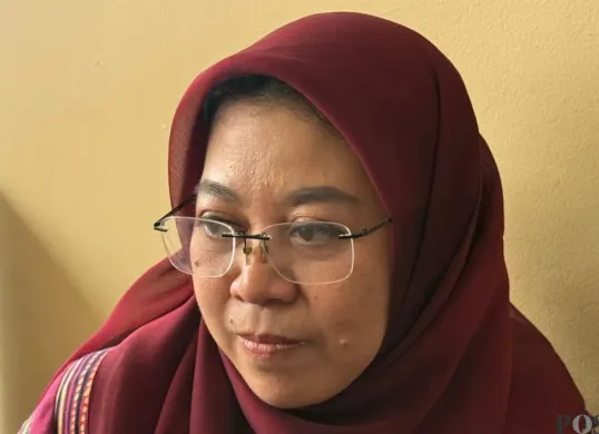 Ketua KPAI, Margaret Aliyatul Maimunah ditemui di RSIJ Cempaka Putih, Jakarta Pusat, Senin, 10 November 2025. (Sumber: Poskota/M. Tegar Jihad)