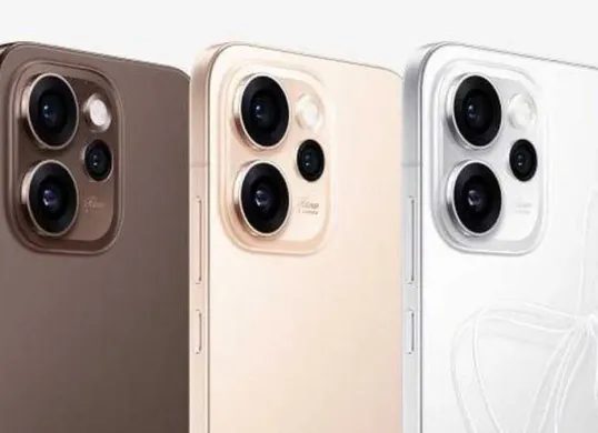 Baca spesifikasi lengkap Oppo Reno15: Layar 6.32" AMOLED 120Hz, Mediatek Dimensity 8450, RAM hingga 16GB, penyimpanan 1TB, kamera triple 200 MP, dan Android 16. (Sumber: Oppo.con)