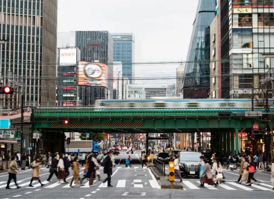 Barang bawaan untuk berlibur ke Tokyo, Jepang. (Sumber: Freepik)