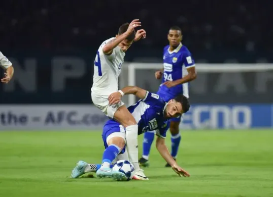 Potret pertandingan Persib Bandung vs Lion City Sailors di ajang ACL Two. (Sumber: Persib)