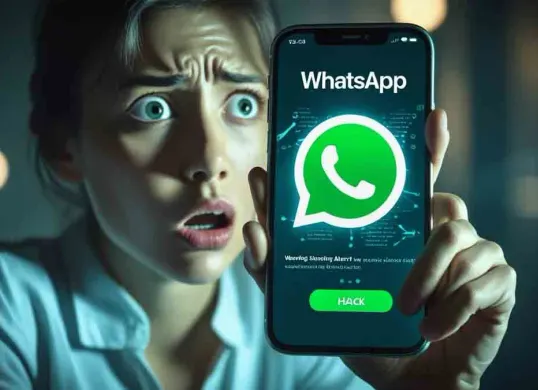 Ilustrasi penipuan di WhatsApp. (Sumber: Pinterest)
